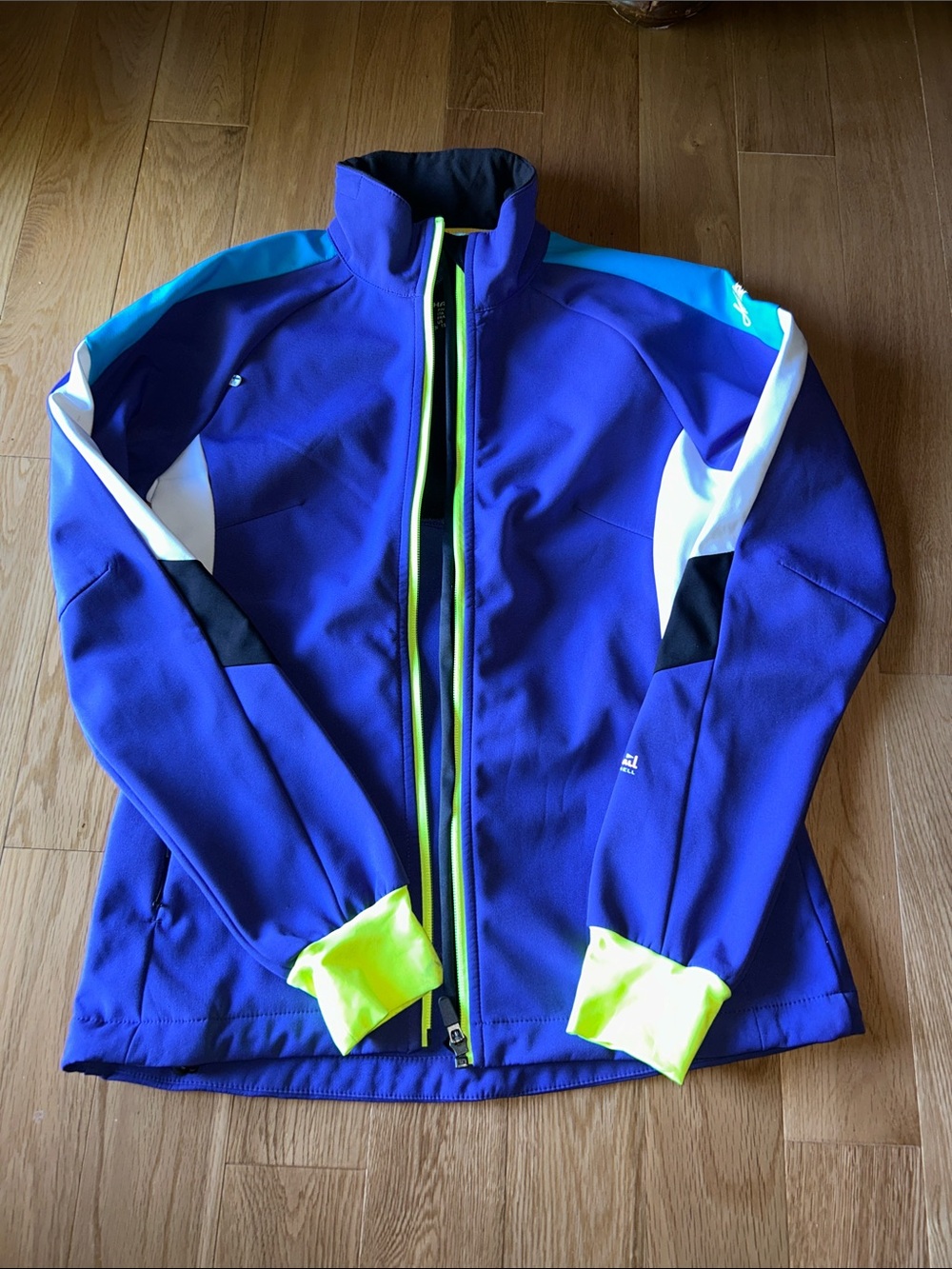 Women’s Halti Softshell Cross Country Ski Jacket with Neon Accents